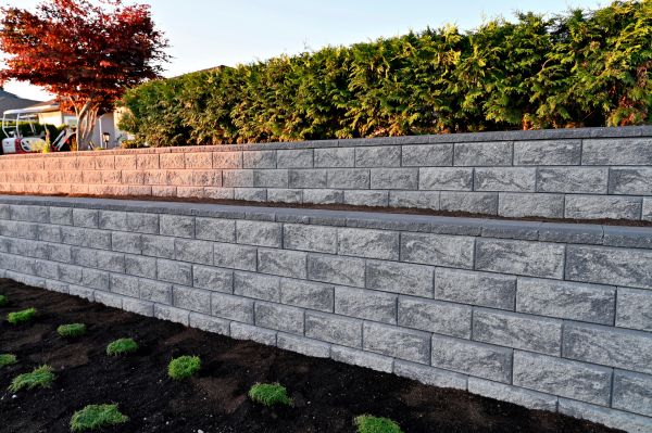 Cost of Concrete Retaining Wall Installation in Littleton