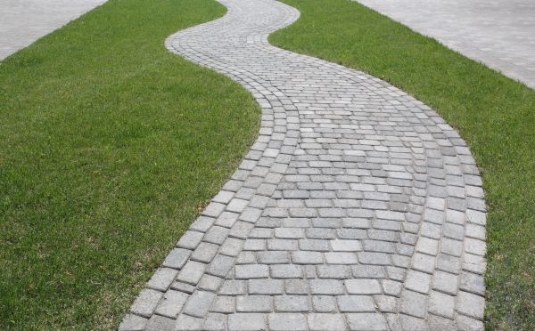 Cost of Walkway Paving in Littleton