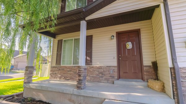 Cost of Porch Concrete Construction in Littleton